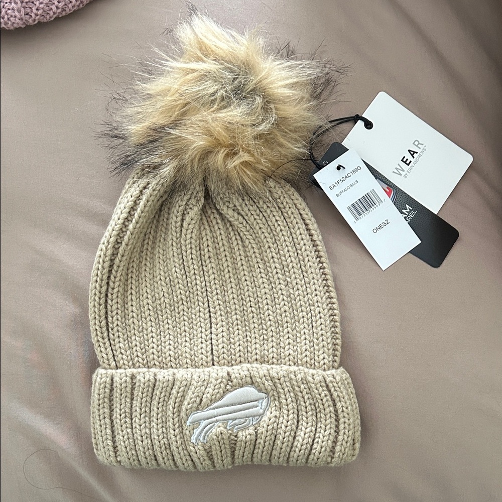 NWT Buffalo Bills Knit Beanie with Faux Fur Pom